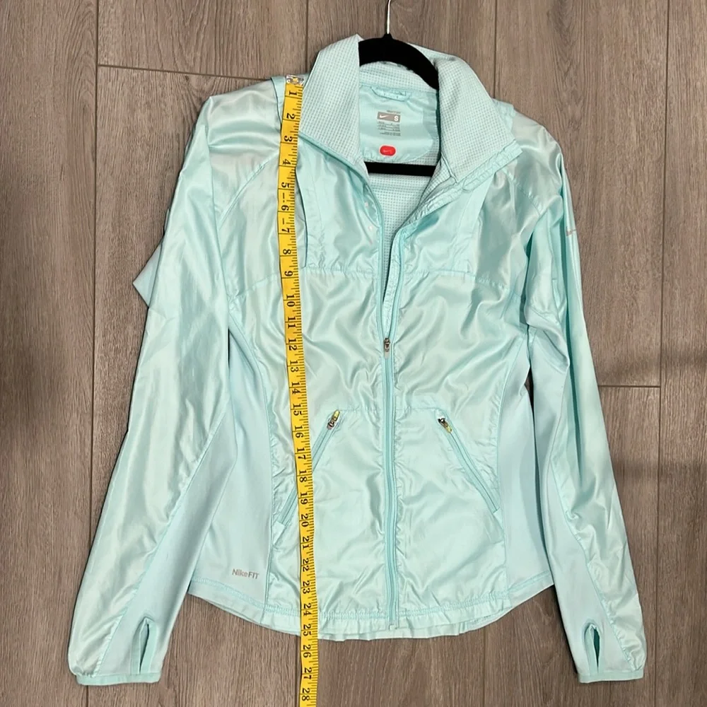 Nike Jacket Fit-Dry Lightweight Mint  Size Small